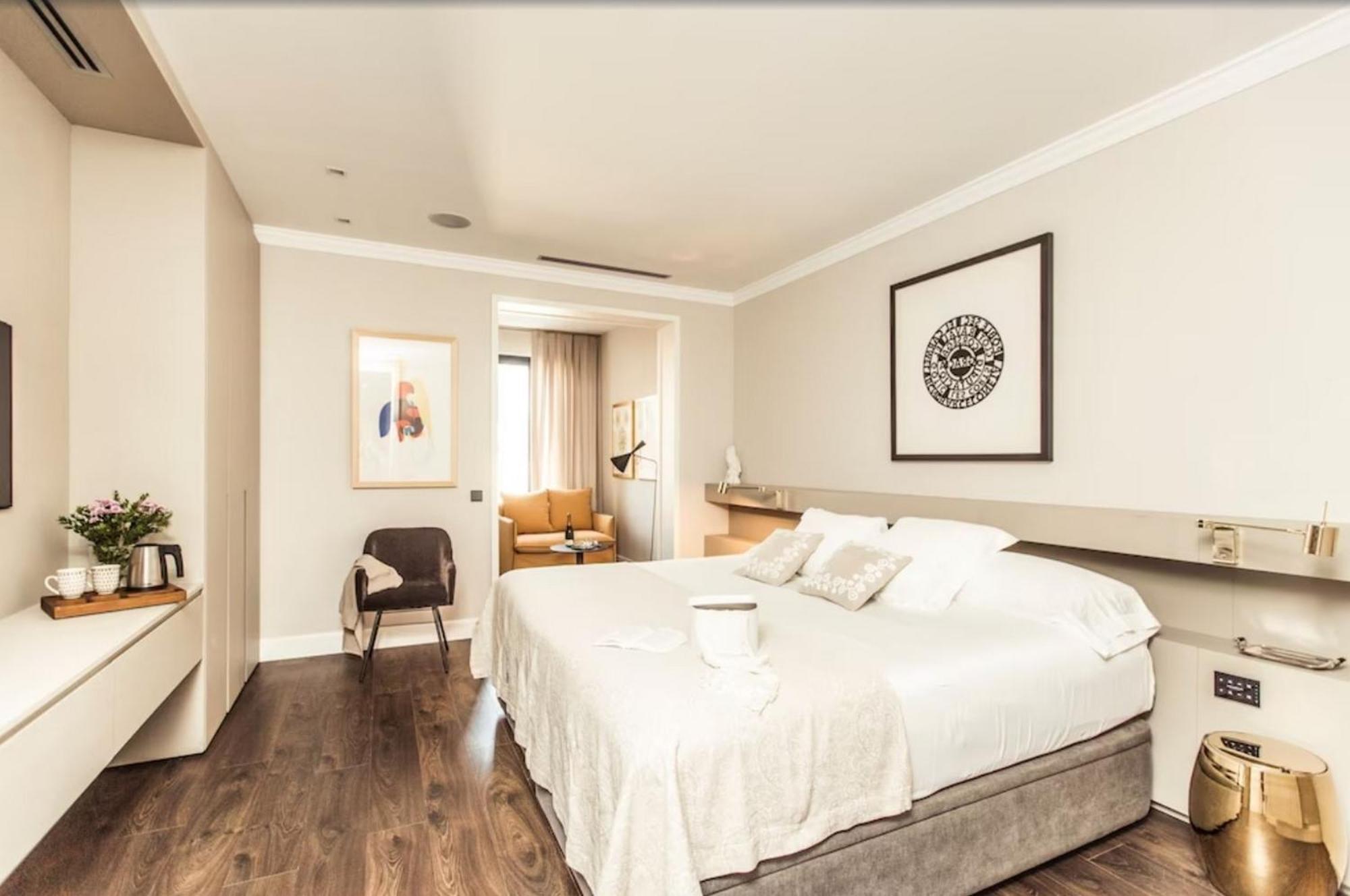 8 Guests Elegant Penthouse In * Barcellona